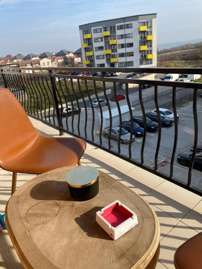 Cozy Apartment 2 Bedroom Private Parking Cluj-Napoca Exterior photo