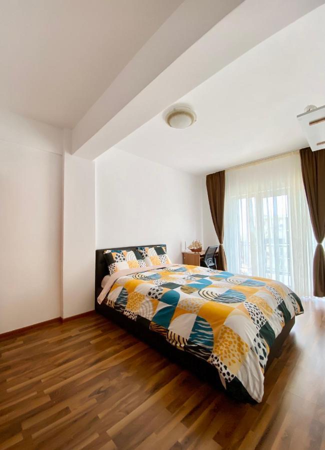Cozy Apartment 2 Bedroom Private Parking Cluj-Napoca Exterior photo