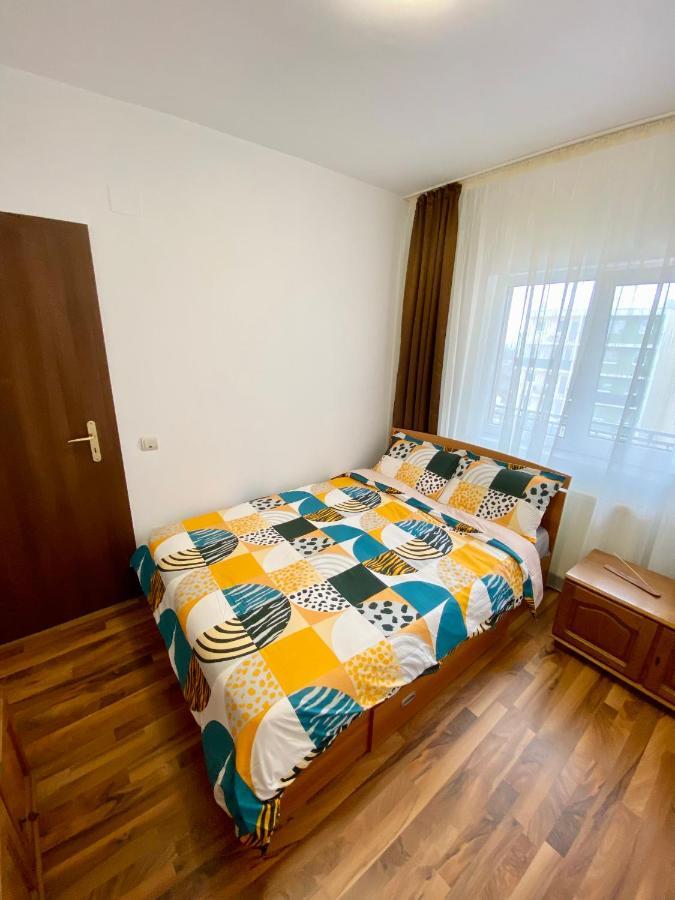 Cozy Apartment 2 Bedroom Private Parking Cluj-Napoca Exterior photo
